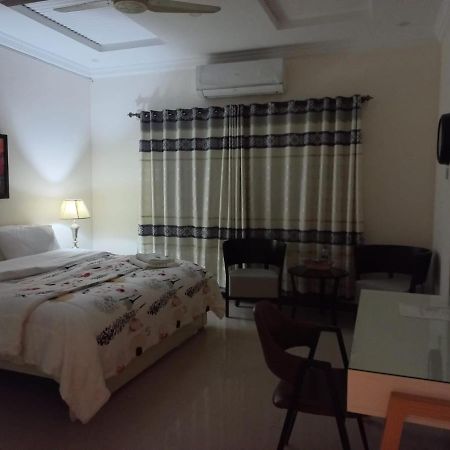 White House Residencia Hotel Rawalpindi Buitenkant foto